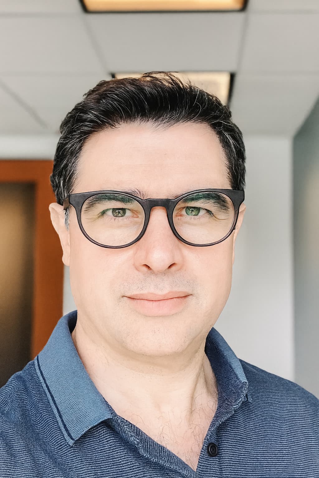 Mehdi Nafisi, RCIC-IRB, Regulated Canadian Immigration Consultant at Immigreen Consulting